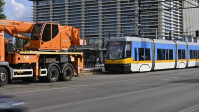 Блъснатото от трамвай момче е в стабилно състояние