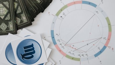 Хороскоп за 26 декември: Романтика за Лъвовете, разочарования за Везните