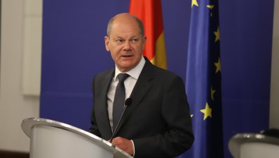Шолц в София: Настоятелно подкрепям започването на преговорите с РСМ и Албания
