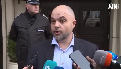 Ивайло Иванов: Ситуацията с мед.сестрите се следи от снощи, не сме я подценили (Обновена)