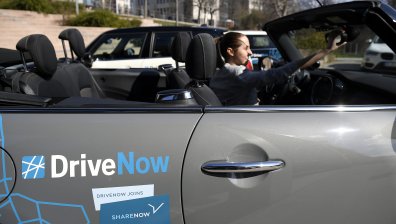 Лятната ваканция в чужбина излиза "солена", с над 60% скочи наемът на автомобил