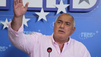 Борисов: "Продължаваме промяната" лъжат като промоутъри на тигани и прахосмукачки