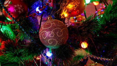 Kак да украсим и поставим коледното дърво според фън шуй