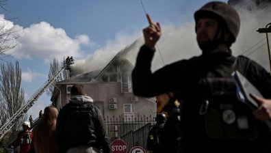 Руски атаки в Днепър и Херсон: Жертви и десетки ранени
