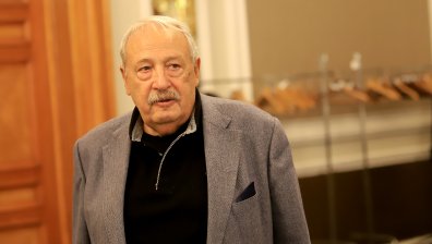 Иван Гарелов представи новата си книга, Радев лично го поздрави