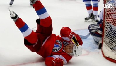 Путин падна на леда, но донесе победа на отбора си на хокей