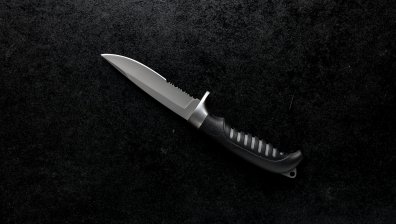 Украински ученик нападна с нож учител и свой съученик