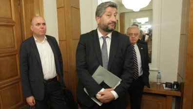 ДБ и БСП сближиха позиции за нов кабинет, независимите депутати ще съдействат