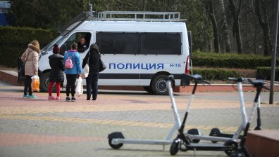 Деца до 14 г. на късно кино и на обществено място - срещу декларация с придружител