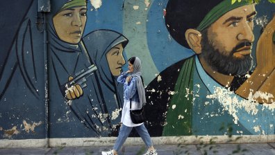 Земетресение с магнитуд 5,8 удари Иран