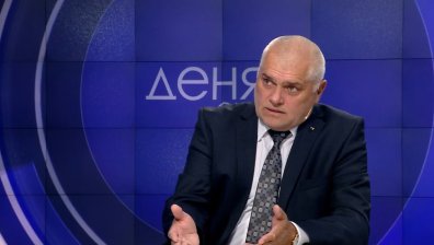 Валентин Радев: Зеленски молеше за помощ, Радев повтаря цитати на Путин