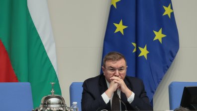 Пропадна разглеждането на бюджета на НЗОК заради липса на кворум в комисията