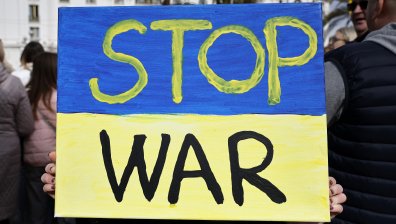 Половината българи не очакват край на войната през тази година