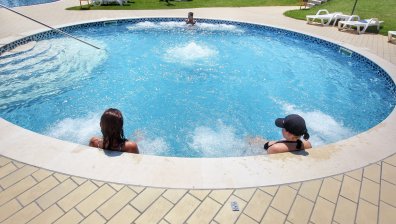 Венцислав Василев - Зико пита: Каква е формулата за перфектния басейн? (ВИДЕО)