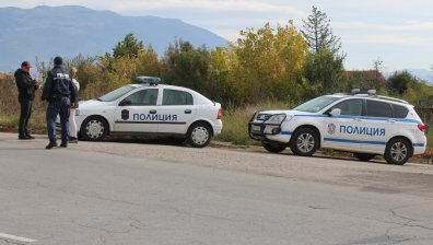 Възрастен мъж е арестуван след взрива пред полицията в Дупница
