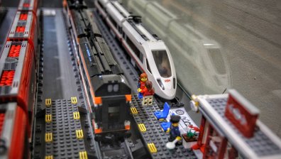 Уникално изложение на LEGO влакове в НПТМ