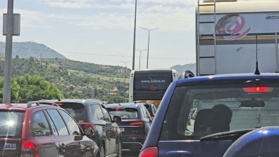 Внимание, шофьори: Ограничения и ремонти по ключов участък на АМ "Струма"