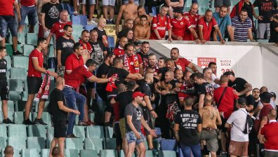 ЦСКА скочи на част от ултрасите си: ЦСКА е на всички, в сектор Г няма място за страх