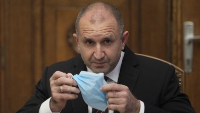 Радев - под карантина, в неделя разбрал, че е контактувал със заразен