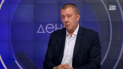 Явор Куюмджиев: Историята звучи като рекет и натиск върху "Лукойл" да продаде рафинерията