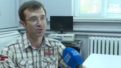 Мисията на един руски учител у нас, който преподава на украински деца