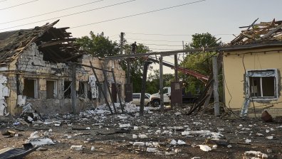 Руснаците с масирана атака с дронове и ракети срещу Харков