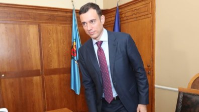 Терзиев: Мечтая всяка дама да ходи спокойно на токчета по тротоарите в София