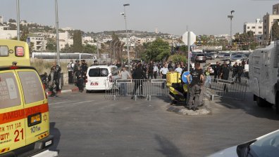 Палестински шофьор се вряза в пешеходци в Ерусалим, четирима души са ранени