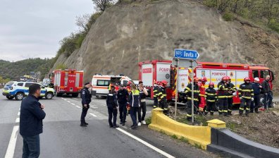 Българин загина, след като микробус падна в Дунав в Румъния