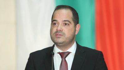 Гонка с полицията преди фаталния удар в дърво в Пловдив? Калин Стоянов внесе яснота