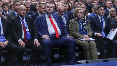 Пеевски направи промени в ДПС: Ще бъда най-отпред и ще ви водя