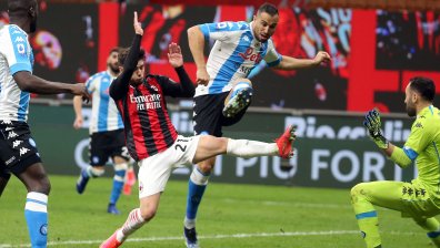 "Милан" падна от "Наполи" вкъщи и се сбогува със Скудетото