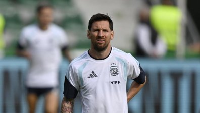 Меси и Мартинес донесоха победата на Аржентина