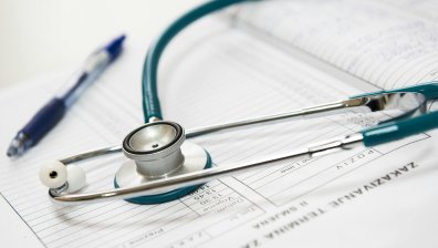 Арестуваха двама лекари в Румъния за убийствата на 17 пациенти