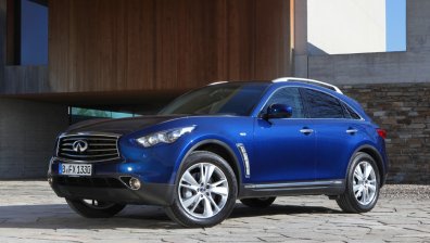 Infiniti FX с подобрен външен вид