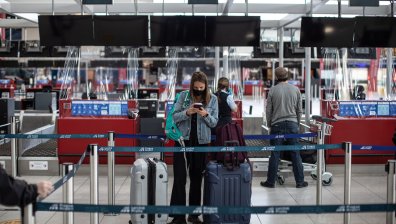 Чехия въведе нови правила за неваксинираните, пристигащи от България