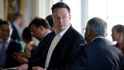 Мъск срещу Зукърбърг: Twitter съди Meta заради ново приложение