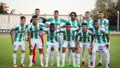 "Берое" запази мястото си в елита, за "Пирин" битката продължава