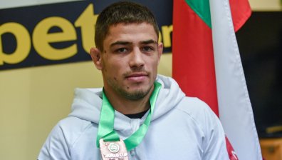 Контузия мъчи наш национал по борба в свободния стил