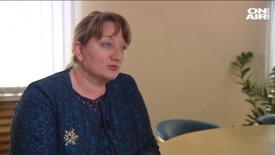 Сачева: По-скоро ще има увеличение на обезщетението за безработица