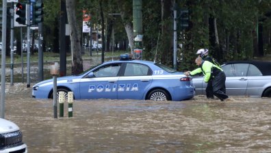 Свлачища и наводнения предизвикаха разрушения в Северна Италия
