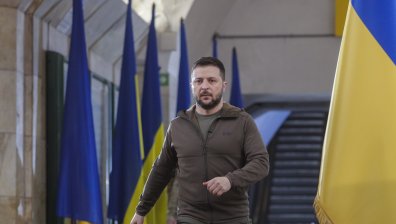 Зеленски: Украйна няма да се отказва от територия, за да спре войната