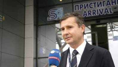 България Ер е въвела политиката на постоянно присъствие на двама членове на екипажа в пилотската кабина от 2002 г.