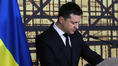 Зеленски се изповяда: Страхувам се за живота си, не знам колко още ще я има Украйна