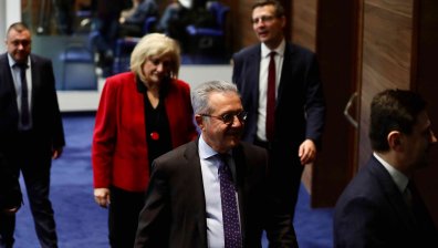 Скандал в парламента: Обиди и почти ръкопашен бой заради вота от Турция (ВИДЕО)
