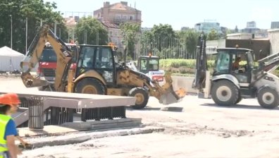 Фандъкова увери: Ремонтът пред НДК ще завърши в срок
