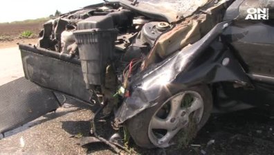 Мъж оцеля по чудо в зрелищна катастрофа, а дори не трябвало да шофира