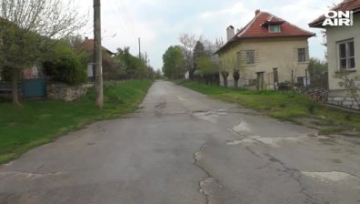 Хората от врачанското село Мало Пещене без обществен транспорт