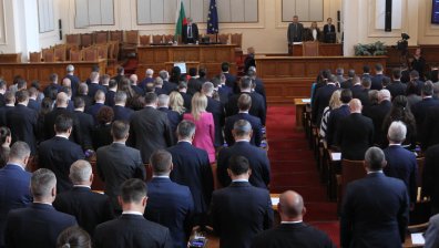 Битката за председателския стол в НС: Безкомпромисни позиции и екзотични варианти