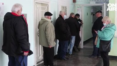 Все повече заболели, грипът вече се пренася и върху възрастните